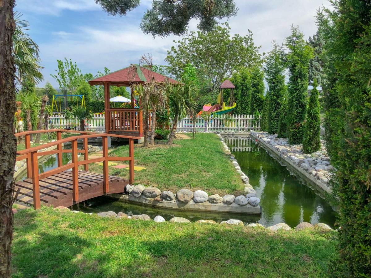 Gardenland Resort Bushat Zewnętrze zdjęcie
